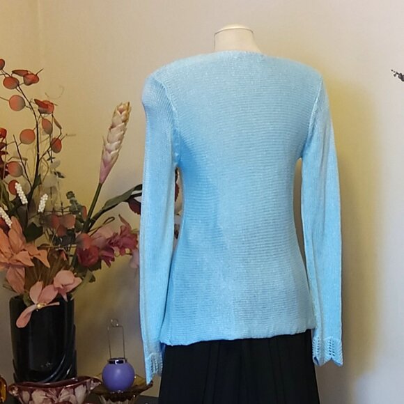 NWT Women’s Lightweight Baby Blue Cardigan Sweater Long Sleeve Outerwear 12 14 - Picture 7 of 7